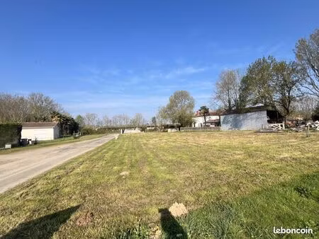 terrain 427 m² la jonchere