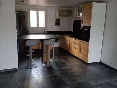 location appartement 80 m² chaponnay