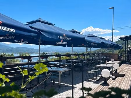 restaurant pizzeria