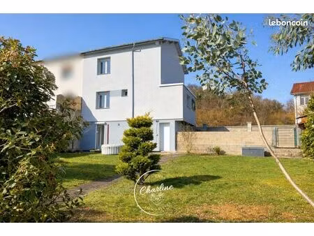 maison 5 pièces 102 m²