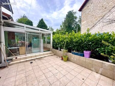 maison 106 m² saint-genest-lerpt