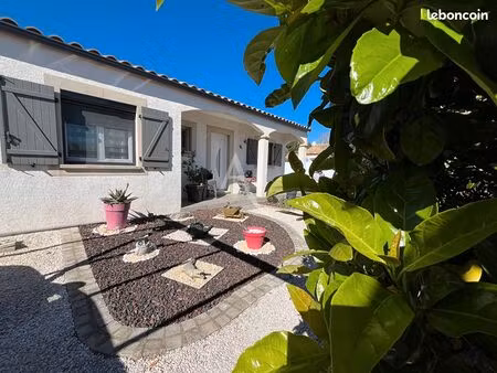 villa 4 pièces 85 m²