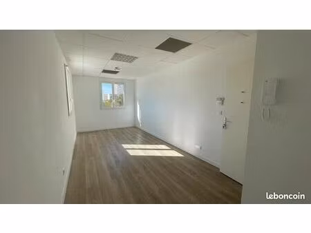 location bureaux de 22 à 56m²