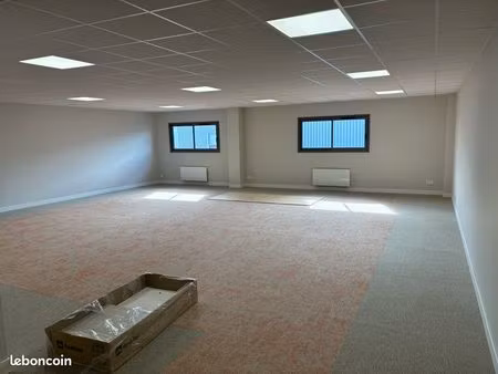 à louer bureau neuf 100m2