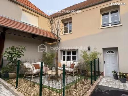 maison de ville 4 pièces 125 m²