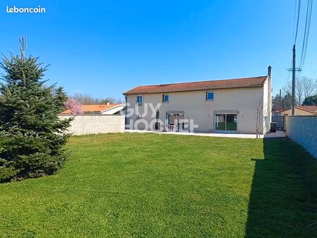 maison 4 pièces 140 m²