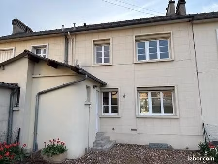 maison de ville 5 pièces 77 m²