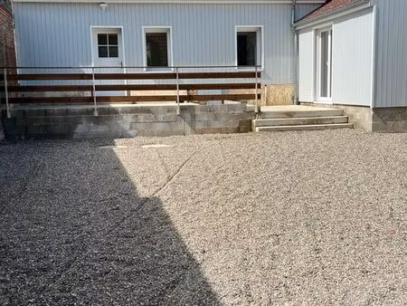 maison atypique a louer