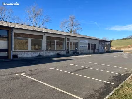 local 950m2 à louer à mélou