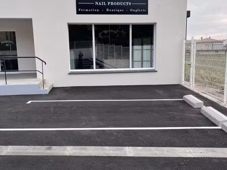 urgent local commercial libre à cessenon sur orb