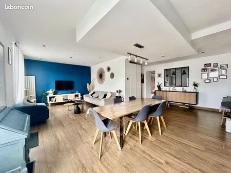 pavillon 4 pièces 145 m²