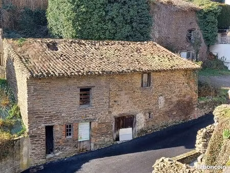 entre lyon et st etienne maison de village en pierre a renover entierement
