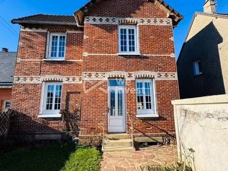 maison 6 pièces 98 m²