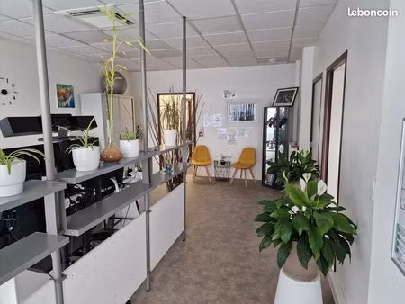 cabinet paramédical au centre de bron - idéal pour psychologue  orthophoniste  infirmier..