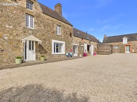 maison 9 pièces 286 m²
