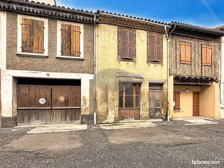 maison 1 pièce 127 m²