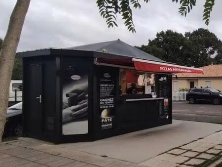 kiosque à pizzas