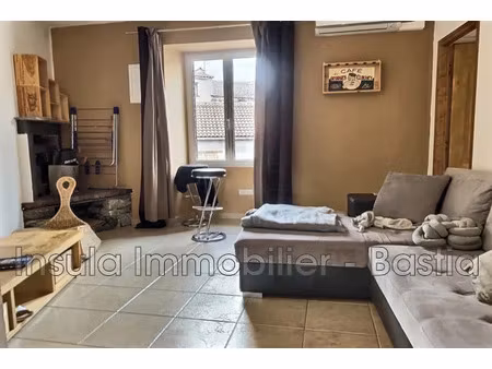 location meublée appartement 3 pièces 60 m² à corte (20250)  754 €