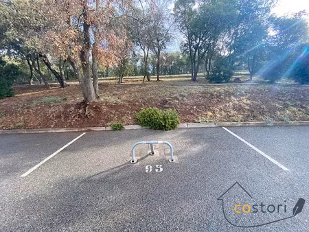 vente parking 34 m² à frejus (83600)  15 000 €