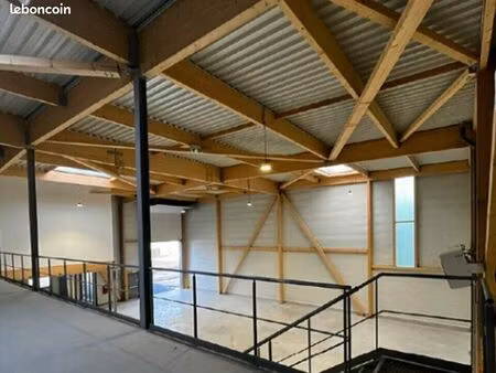 local d'activite 872 m² chanteloup-en-brie