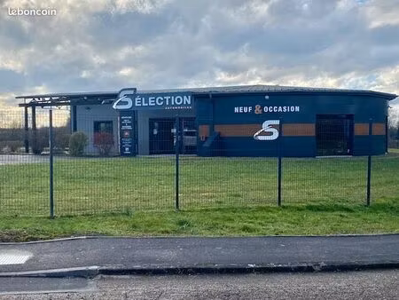 local commercial 225 m2 divisible zone du val de l'orne du jarnisy