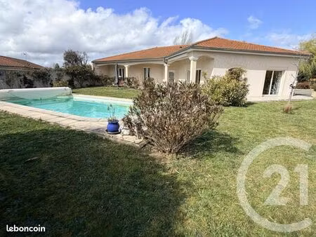 maison 7 pièces 175 m²