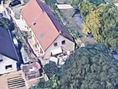 ensemble de 2 maisons