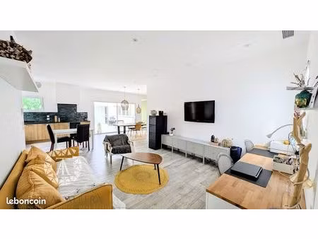 villa 4 pièces 125 m²