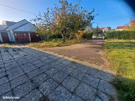 terrain 354 m2 centre des sorinieres