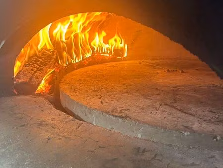 pizzeria au feu de bois à emporter - la ciotat plage