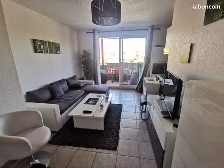 location longue durée été f2 lattes port ariane