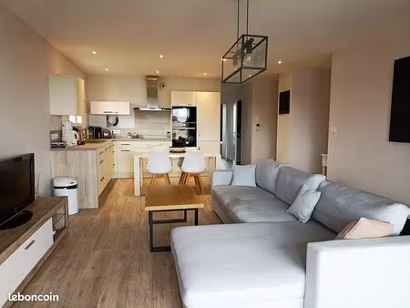 à louer – t3 74 m² dernier étage – saint-jean-de-bournay (38440)