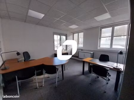 bureau 100 m²