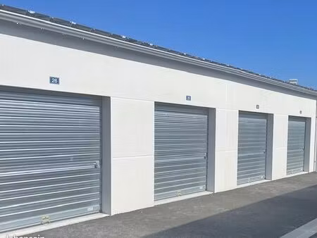 box 26 40 m2 sur le teich