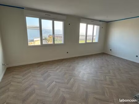 bureau meublé à louer