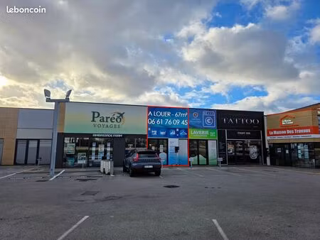 perpignan route de canet – bureaux/commerce à louer 67m²