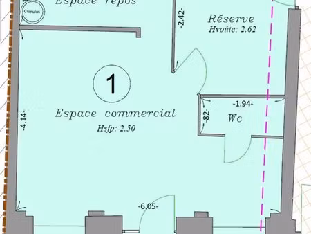 local commercial 35 m² – emplacement n°1 – l’étrat