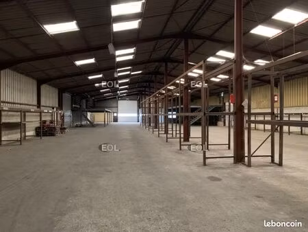 local d'activité 2 496 m²