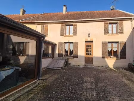propriété 6 pièces 184 m²