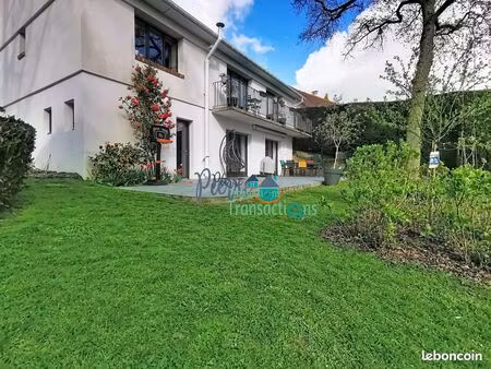 maison 6 pièces 143 m²