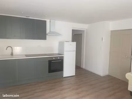 beau t2 entièrement rénové