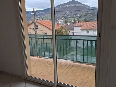 location appartement t3 su les hauteurs de millau