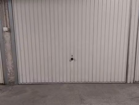 location garage a saint cyprien plage 66750