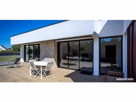 a louer à l'année maison de 150m2