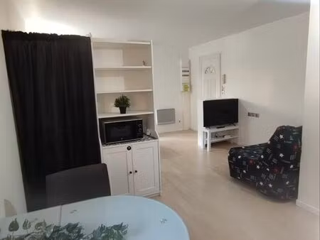 studio meublé tbe à louer