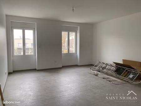 immeuble 12 pièces 380 m²