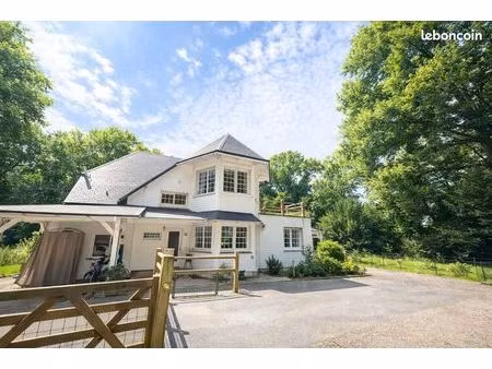 maison 7 pièces 199 m²