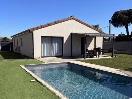 maison familiale récente avec piscine – 4 chambres