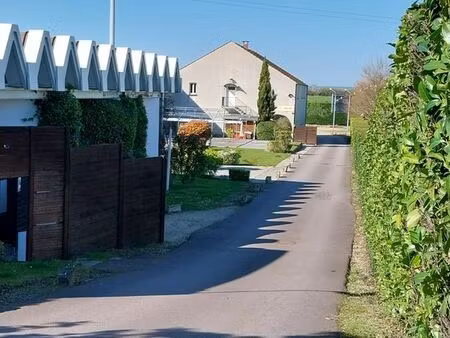 2 batiments industriels et commerciaux