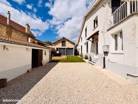 maison de vigneron avec dépendances